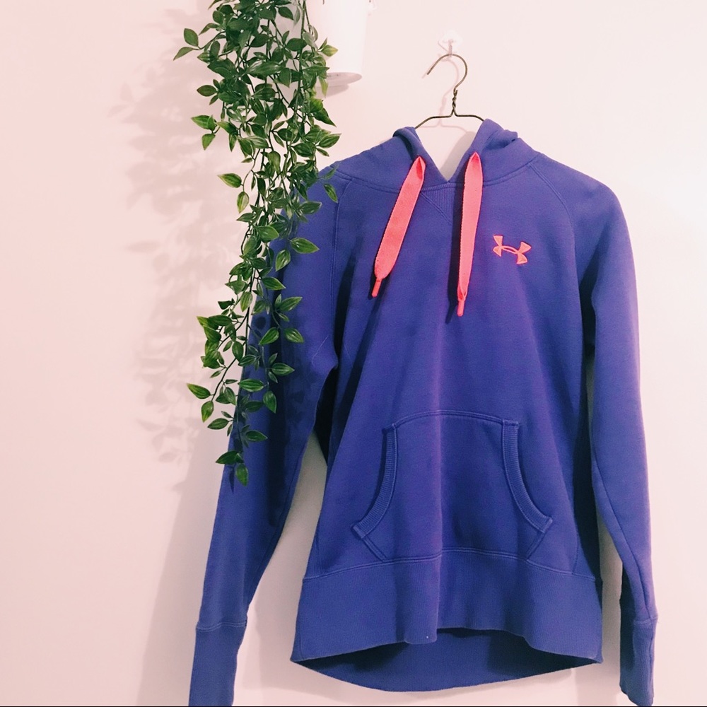 Under Armour Hoodie 🌷
